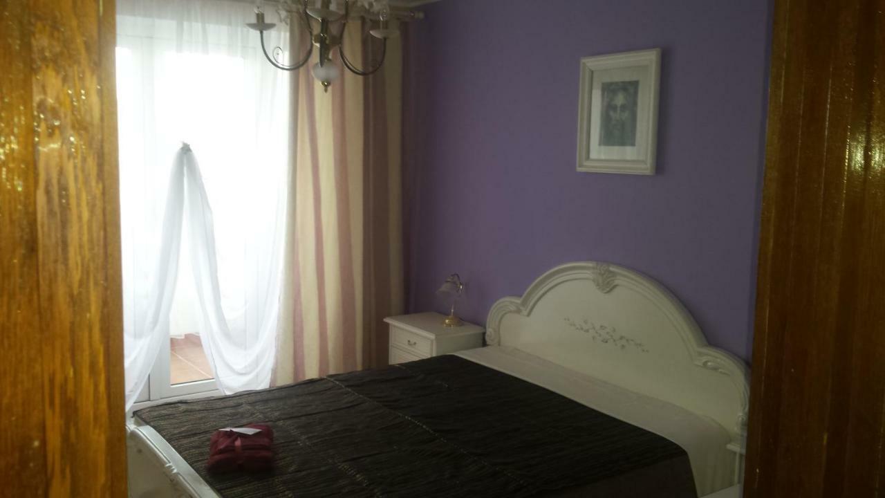 Pelican Proxy Apartment Oradea Bagian luar foto